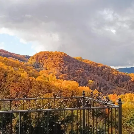 Dom wakacyjny La Casa Della Rocca Rocca di Fondi