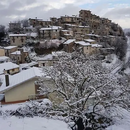 Ferienhaus La Casa Della Rocca Rocca di Fondi