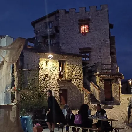 La Casa Della Rocca Ferienhaus Rocca di Fondi