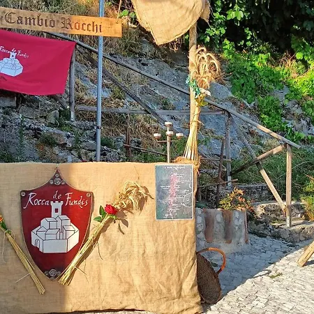 Dom wakacyjny La Casa Della Rocca